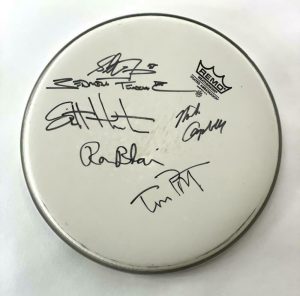 TOM PETTY AND THE HEARTBREAKERS X6 SIGNED AUTOGRAPH 12″ DRUMHEAD ULTRA RARE JSA COLLECTIBLE MEMORABILIA