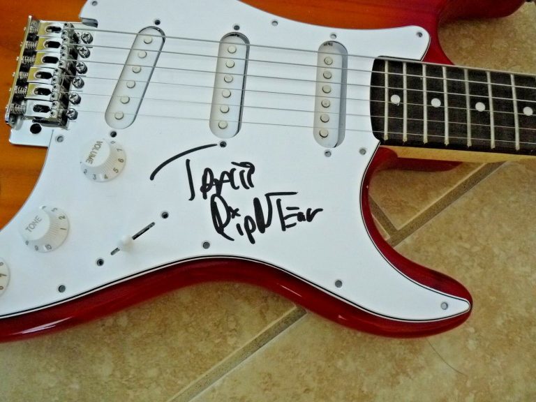 TRACII L.A. GUNS SIGNED AUTOGRAPHED GUITAR RIP & TEAR LYRICS PSA BAS GUARANTEED COLLECTIBLE MEMORABILIA