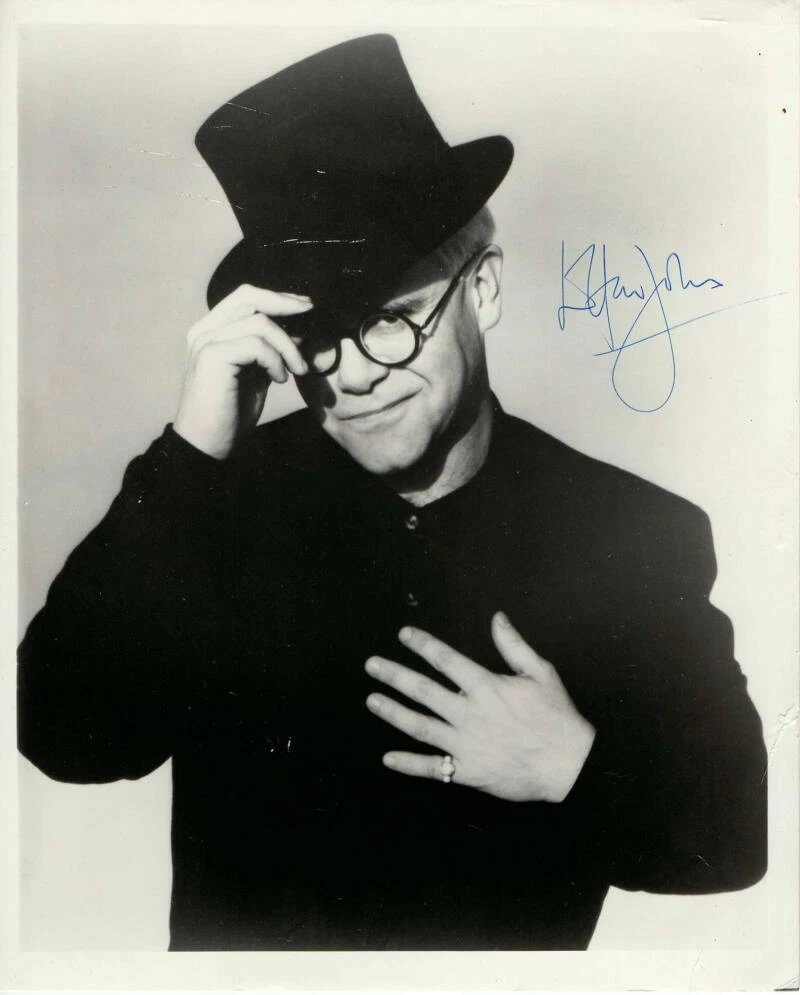 ELTON JOHN SIGNED AUTOGRAPH 8X10 PHOTO GOODBYE YELLOW BRICK ROAD *CREASED* JSA
