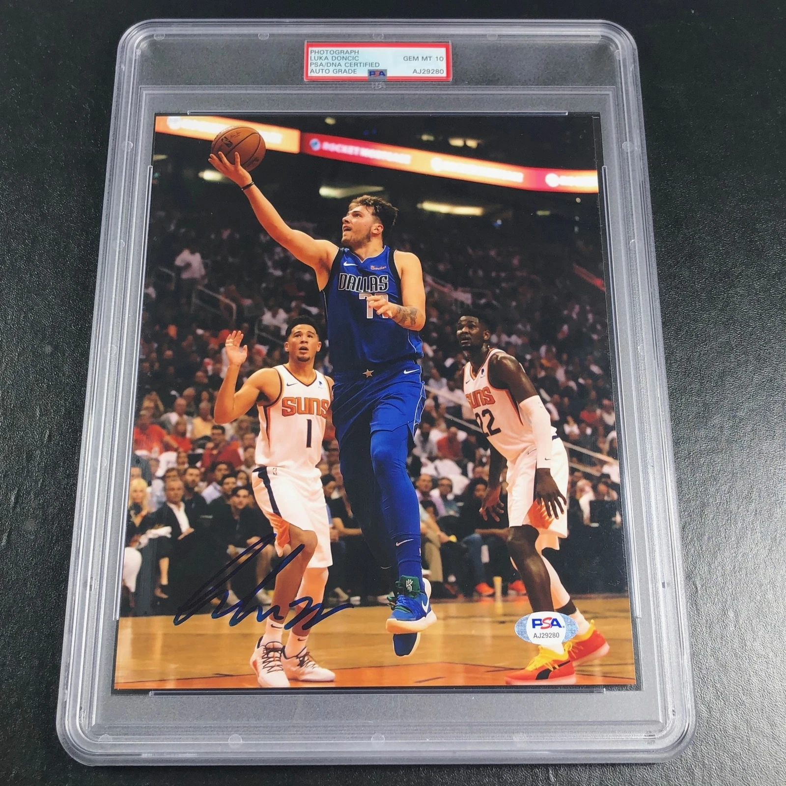 Luka Doncic Signed 8x10 Photo PSA/DNA Encapsulated Auto Grade 10 Gem Mint