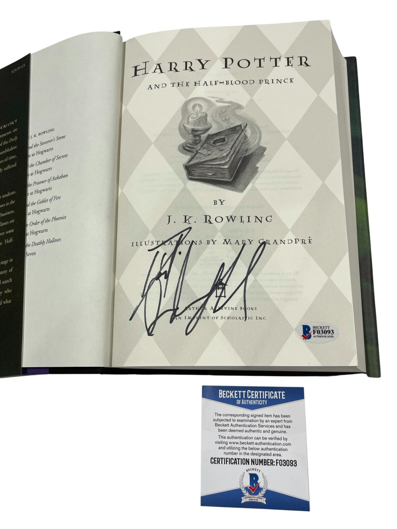 DANIEL RADCLIFFE SIGNED HARRY POTTER AND THE HALF-BLOOD PRINCE BOOK BECKETT P