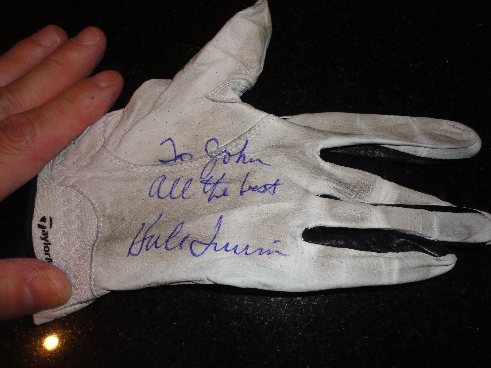 HALE IRWIN HAND SIGNED USED GOLF GLOVE+COA GREAT GOLFER SIGNED TO JOHN
