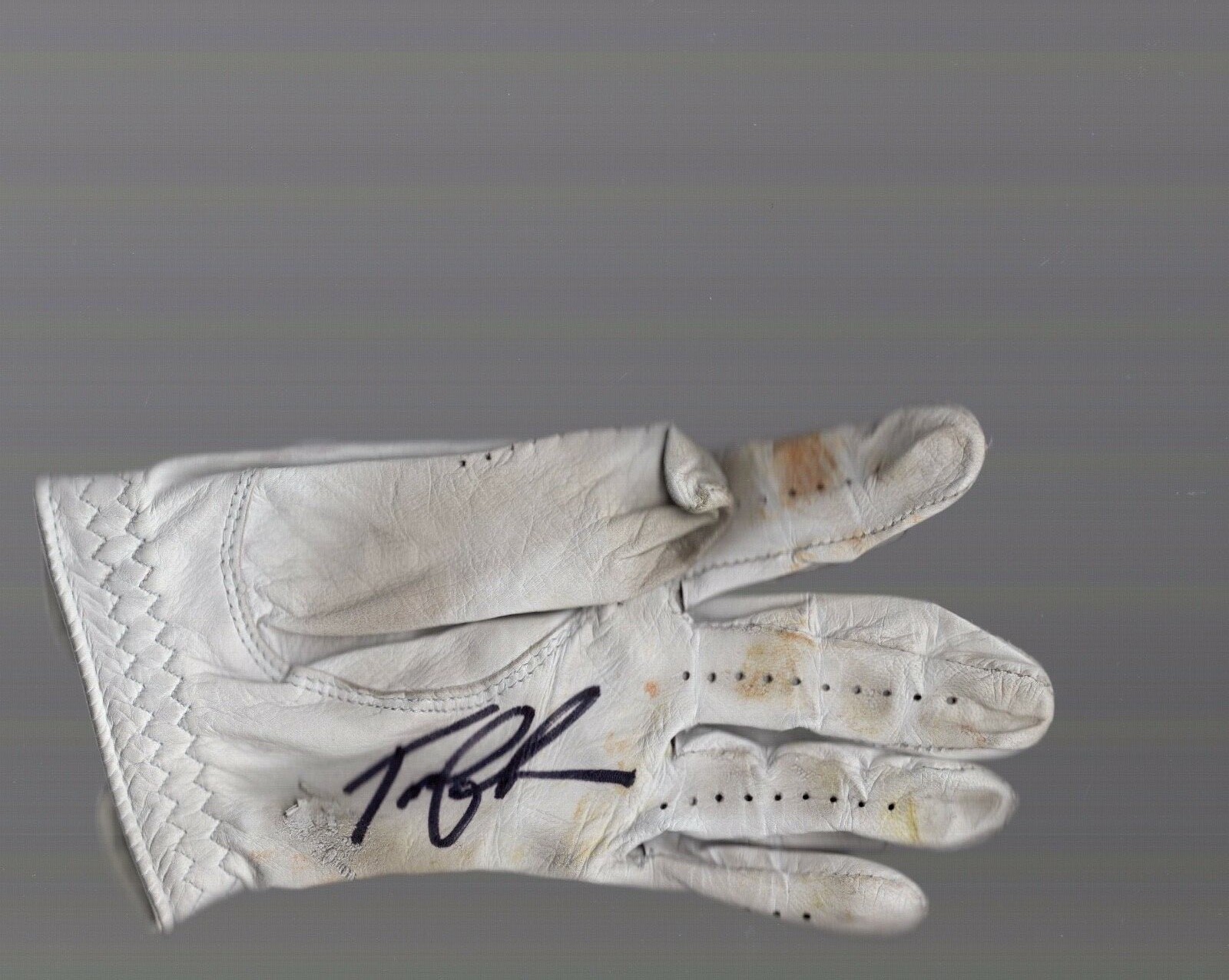 TOM LEHMAN HAND SIGNED AND USED GOLF GLOVE 96 BRITISH OPEN CHAMPION JSA