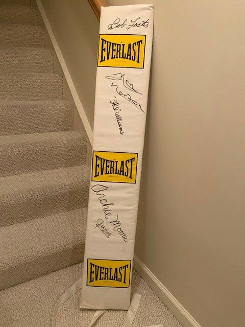 BOXING EVERLAST SIGNED CORNER PAD ARCHIE MOORE+NORTON+ARGUELLO+FOSTER+1 JSA