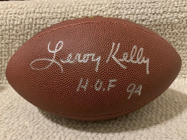 LEROY KELLY HAND SIGNED FULL SIZE WILSON FOOTBALL CLEVELAND BROWNS HOF 94 JSA