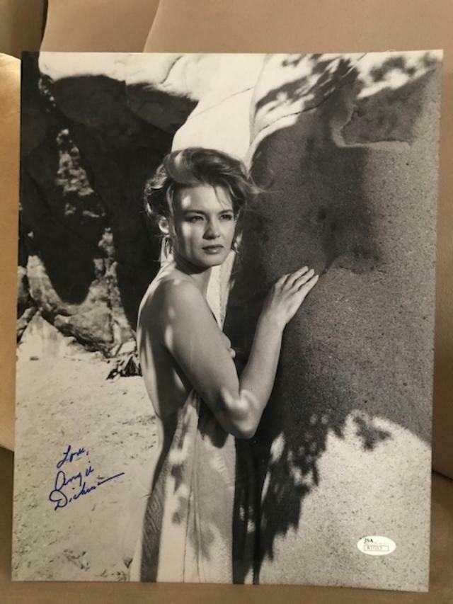 Angie Dickinson Handsigned Large 11x14 Photo Youngvery Sexy Pose Jsa Autographia