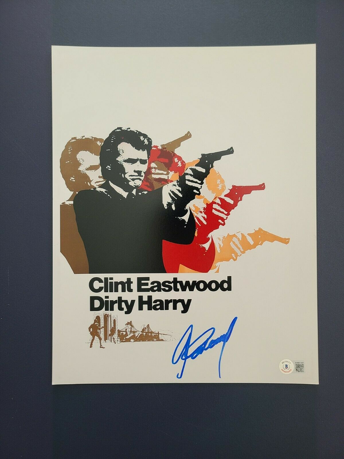 Clint Eastwood Signed 11x14 Dirty Harry Photo Beckett Bas Loa 