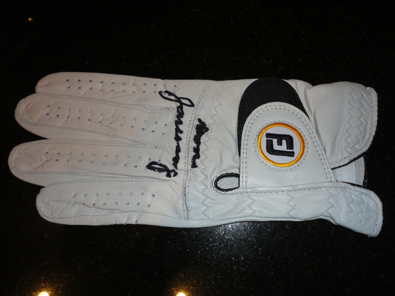 DON JANUARY HAND SIGNED FOOTJOY GOLF GLOVE+COA 1967 PGA CHAMPION