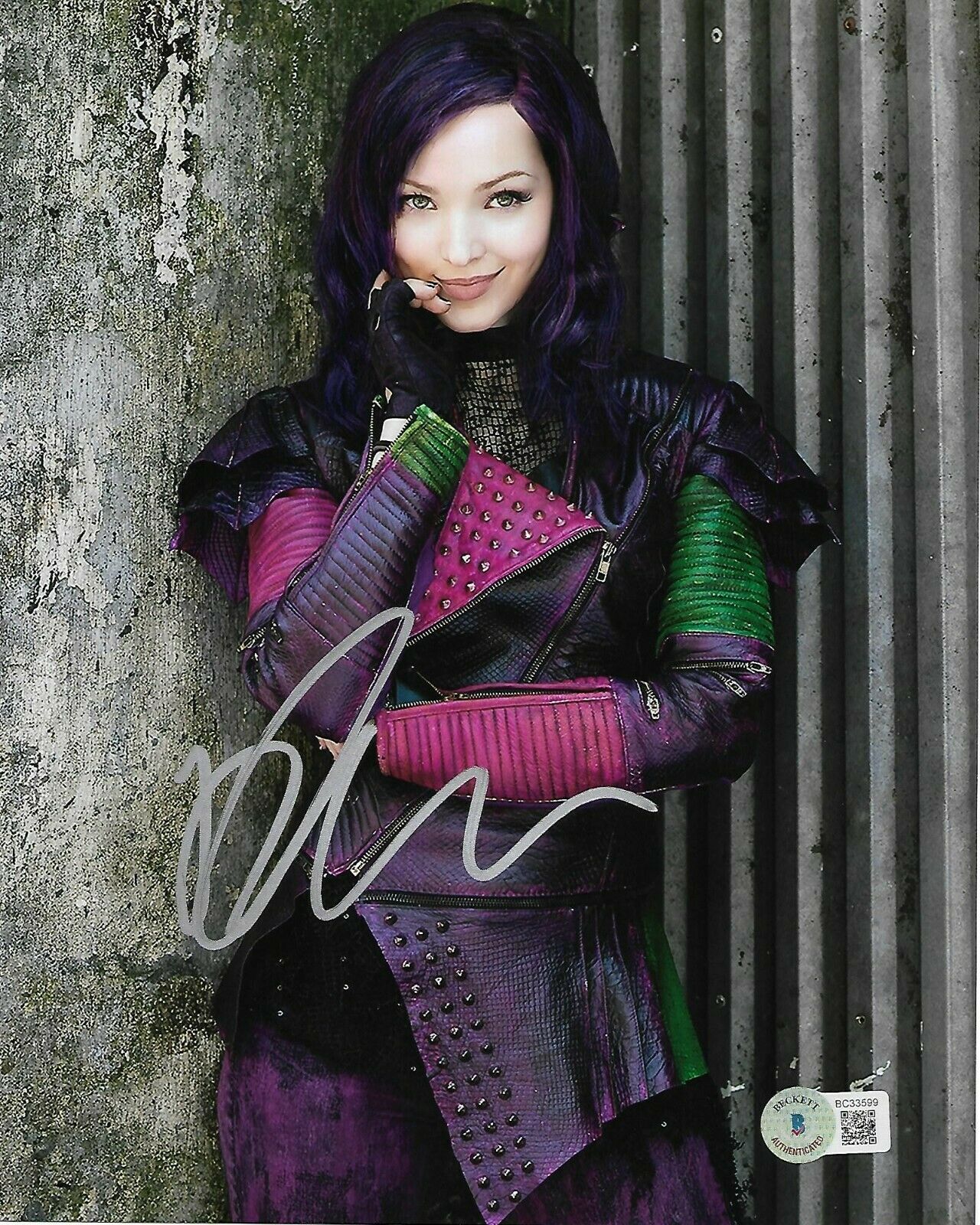 DOVE CAMERON AUTOGRAPHED SIGNED DISNEYS DESCENDANTS MAL BAS COA 8X10 ...