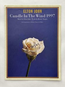 ELTON JOHN SIGNED AUTOGRAPH “CANDLE IN THE WIND” SHEET MUSIC BOOKLET – RARE! JSA COLLECTIBLE MEMORABILIA