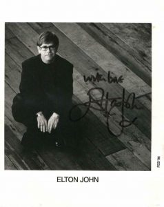 ELTON JOHN SIGNED AUTOGRAPH 8X10 PHOTO – TOO LOW FOR ZERO, BREAKING HEARTS JSA COLLECTIBLE MEMORABILIA