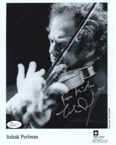ITZHAK PERLMAN HAND SIGNED 8×10 PHOTO AWESOME POSE TO MIKE JSA COLLECTIBLE MEMORABILIA