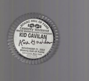 KID GAVILAN HAND SIGNED BOXING HOF PAPERWEIGHT+COA VERY RARE 100/100 COLLECTIBLE MEMORABILIA