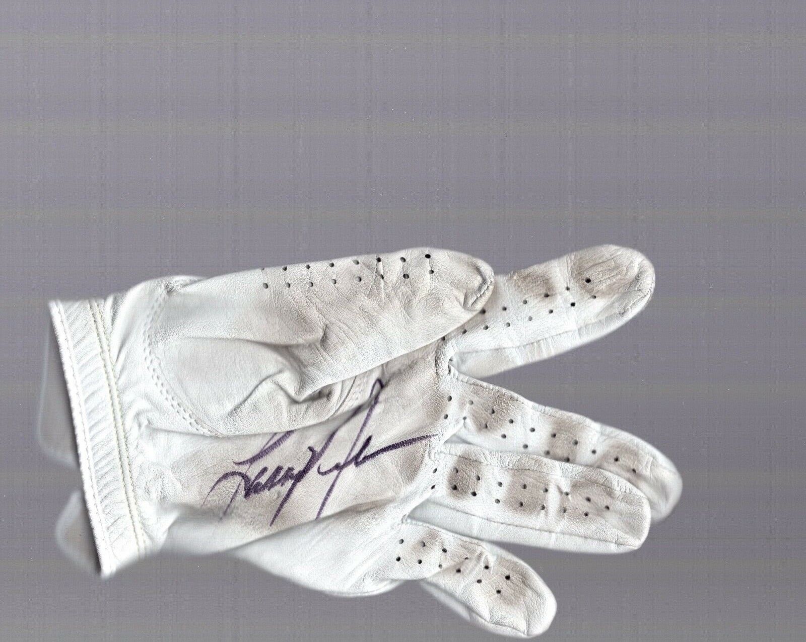 LARRY NELSON HAND SIGNED USED GOLF GLOVE+COA GREAT GOLFER 3X MAJOR CHAMP