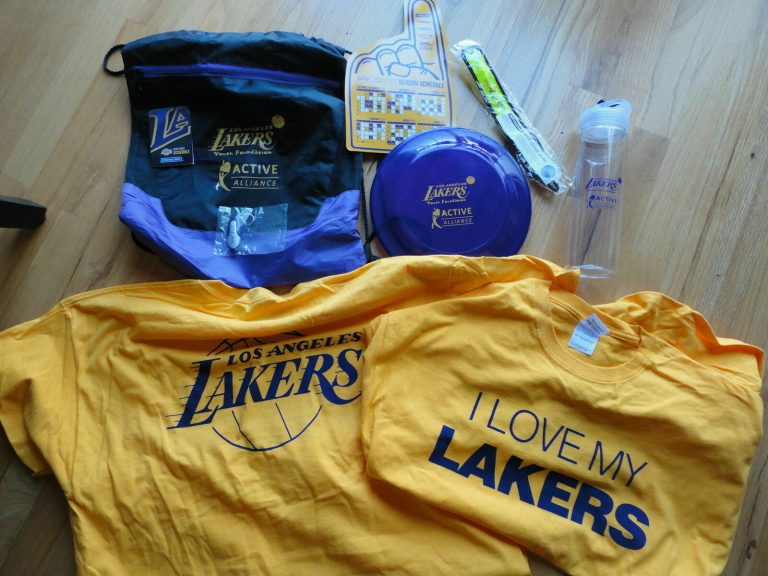 LOS ANGELES LAKERS FAN PACK KOBE 9 ITEMS 2 COOL SHIRTS+MANY OTHER ITEMS COLLECTIBLE MEMORABILIA