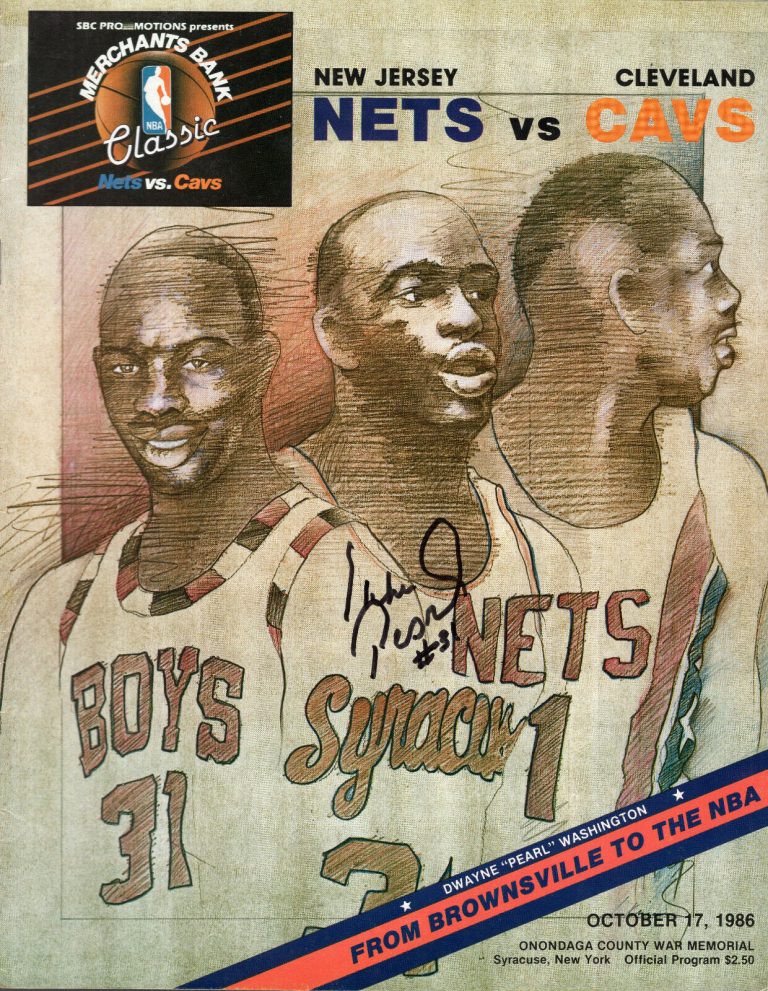 PEARL WASHINGTON SIGNED 1986 NBA GAME PROGRAM IN SYRACUSE AWESOME+RARE JSA COLLECTIBLE MEMORABILIA