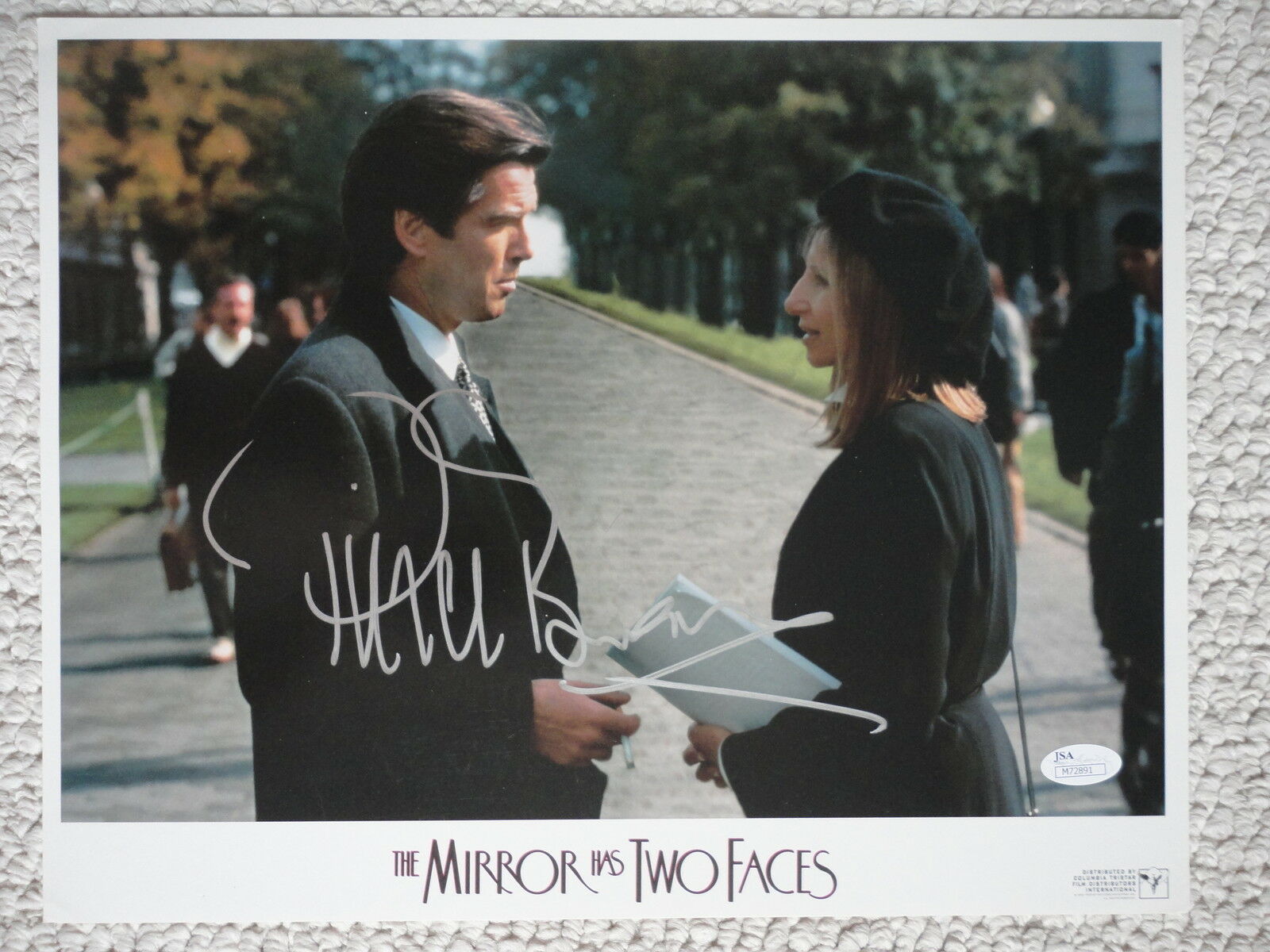 PIERCE BROSNAN HAND SIGNED OVERSIZED 11x14 PHOTO WITH STREISAND JSA ...