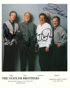 STATLER BROTHERS HAND SIGNED 8×10 COLOR PHOTO+COA AWESOME SIGNED BY ALL 4 COLLECTIBLE MEMORABILIA