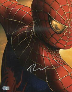 TOBEY MAGUIRE SIGNED 11X14 PHOTO SPIDER-MAN MARVEL AUTOGRAPH BECKETT LOA A