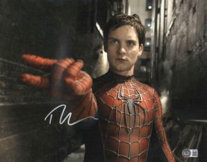 TOBEY MAGUIRE SIGNED 11X14 PHOTO SPIDER-MAN MARVEL AUTOGRAPH BECKETT LOA H COLLECTIBLE MEMORABILIA