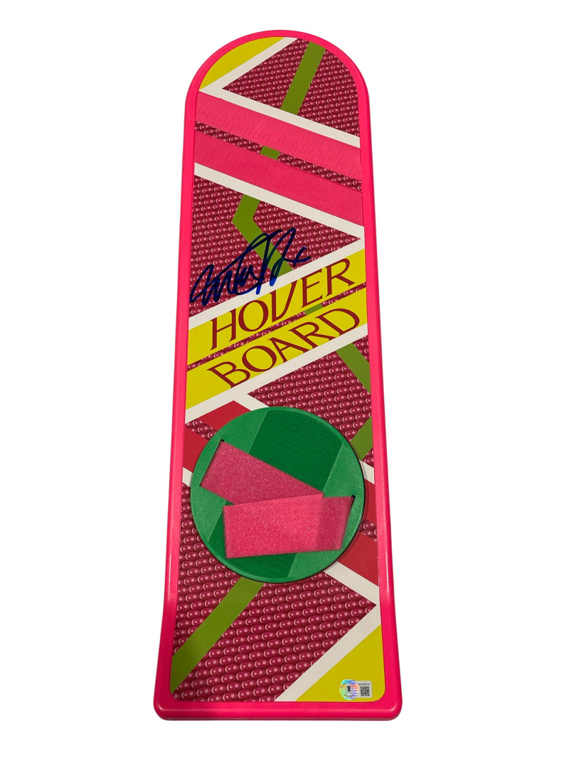 MICHAEL J FOX SIGNED BACK TO THE FUTURE HOVERBOARD AUTOGRAPH PROOF BECKETT 52