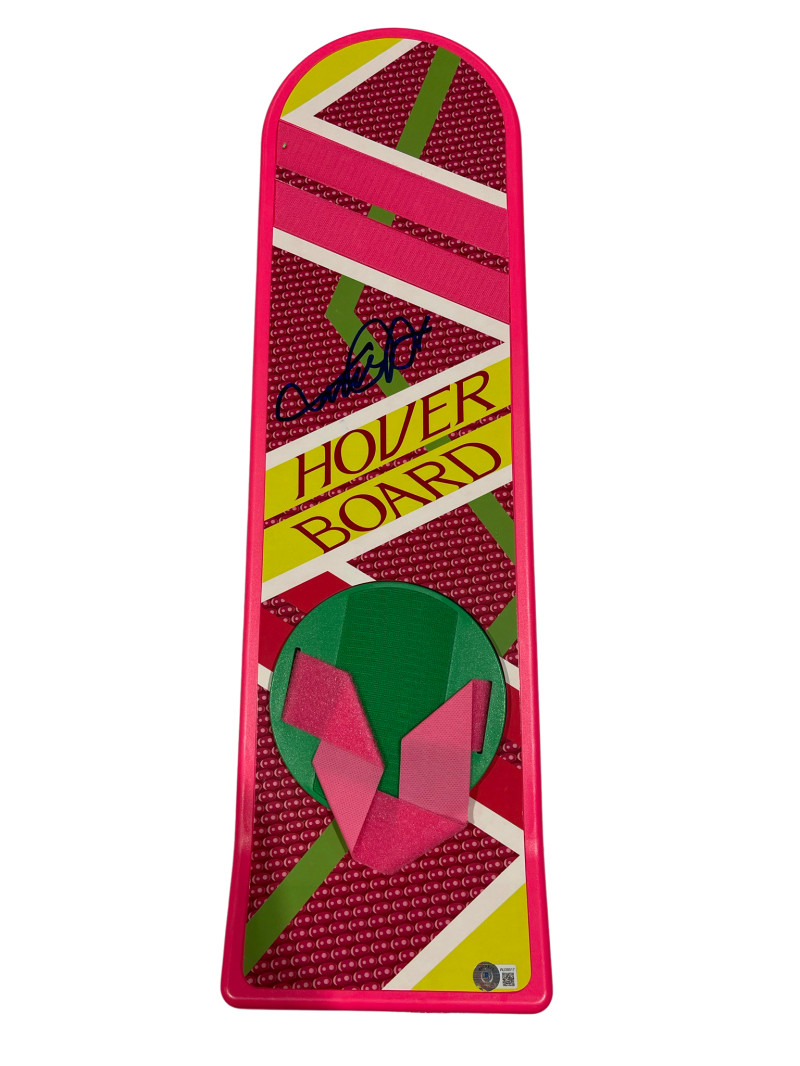 MICHAEL J FOX SIGNED BACK TO THE FUTURE HOVERBOARD AUTOGRAPH PROOF BECKETT 111
