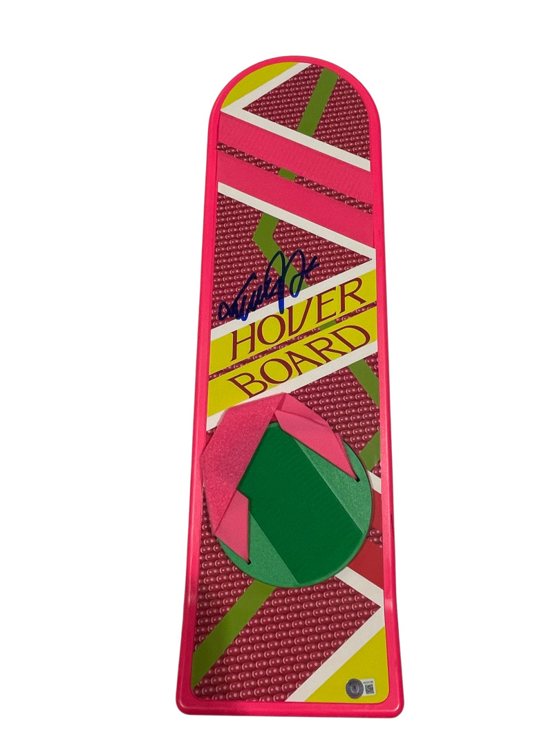 MICHAEL J FOX SIGNED BACK TO THE FUTURE HOVERBOARD AUTOGRAPH PROOF BECKETT 129
