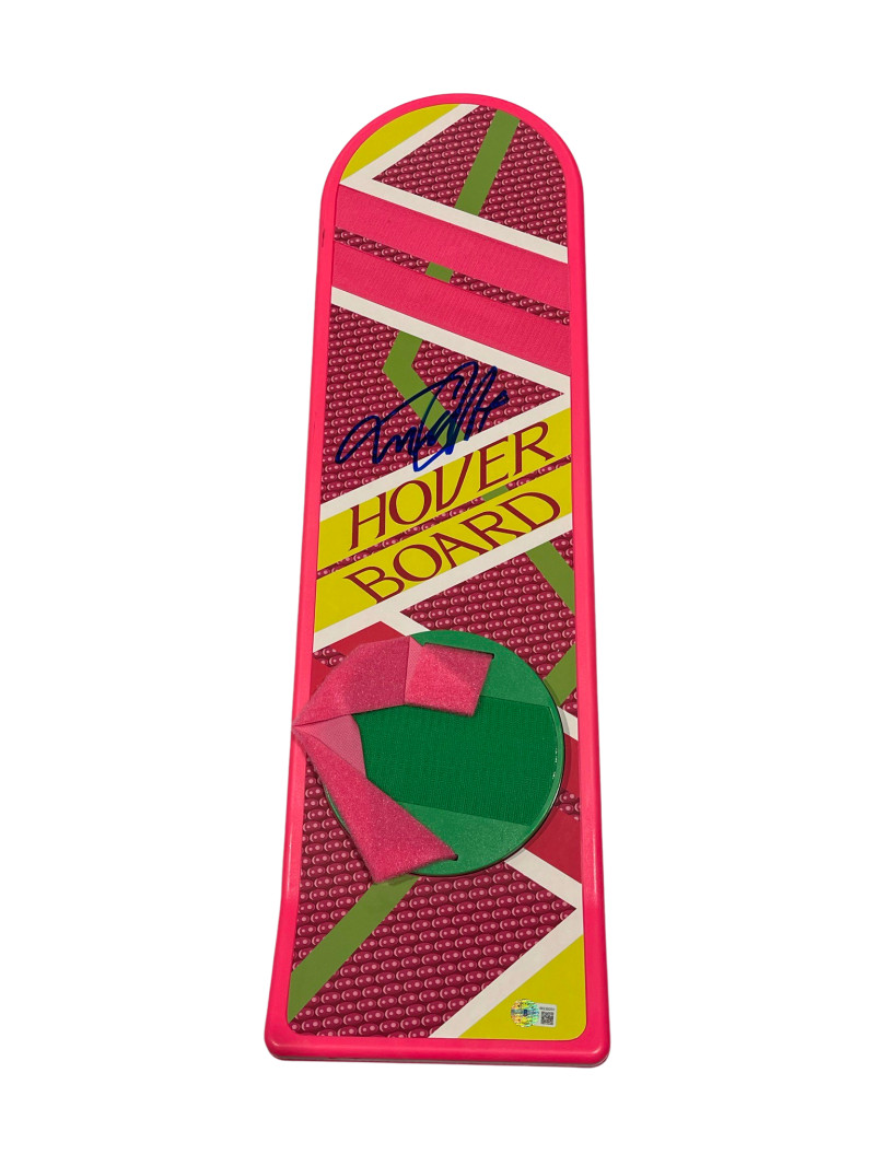MICHAEL J FOX SIGNED BACK TO THE FUTURE HOVERBOARD AUTOGRAPH PROOF BECKETT 41