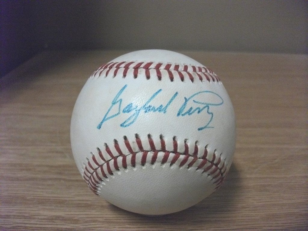 Gaylord Perry Giant Signed Autographed OML Baseball PSA