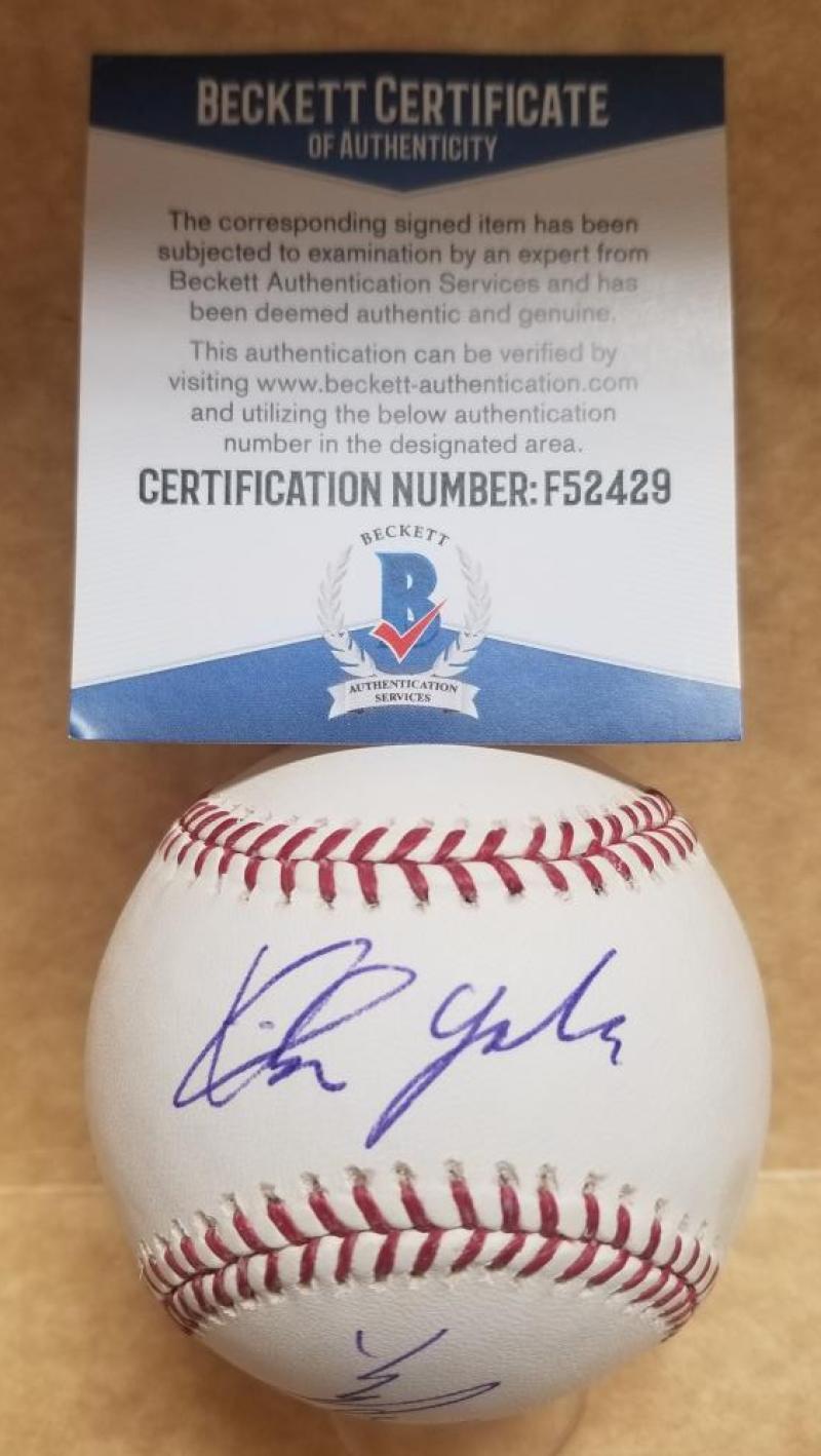 KEICHI YABU GIANTS SIGNED ENGLISH AND JAPANESE M.L. BASEBALL BECKETT F52429