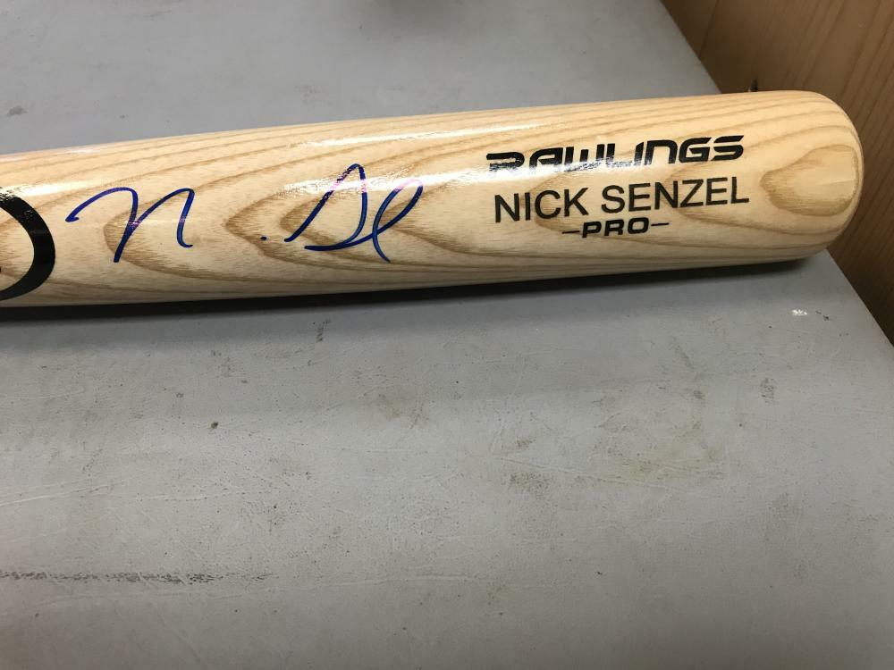 NICK SENZEL CINCINNATI REDS SIGNED ENGRAVED BLONDE BAT BECKETT H64513