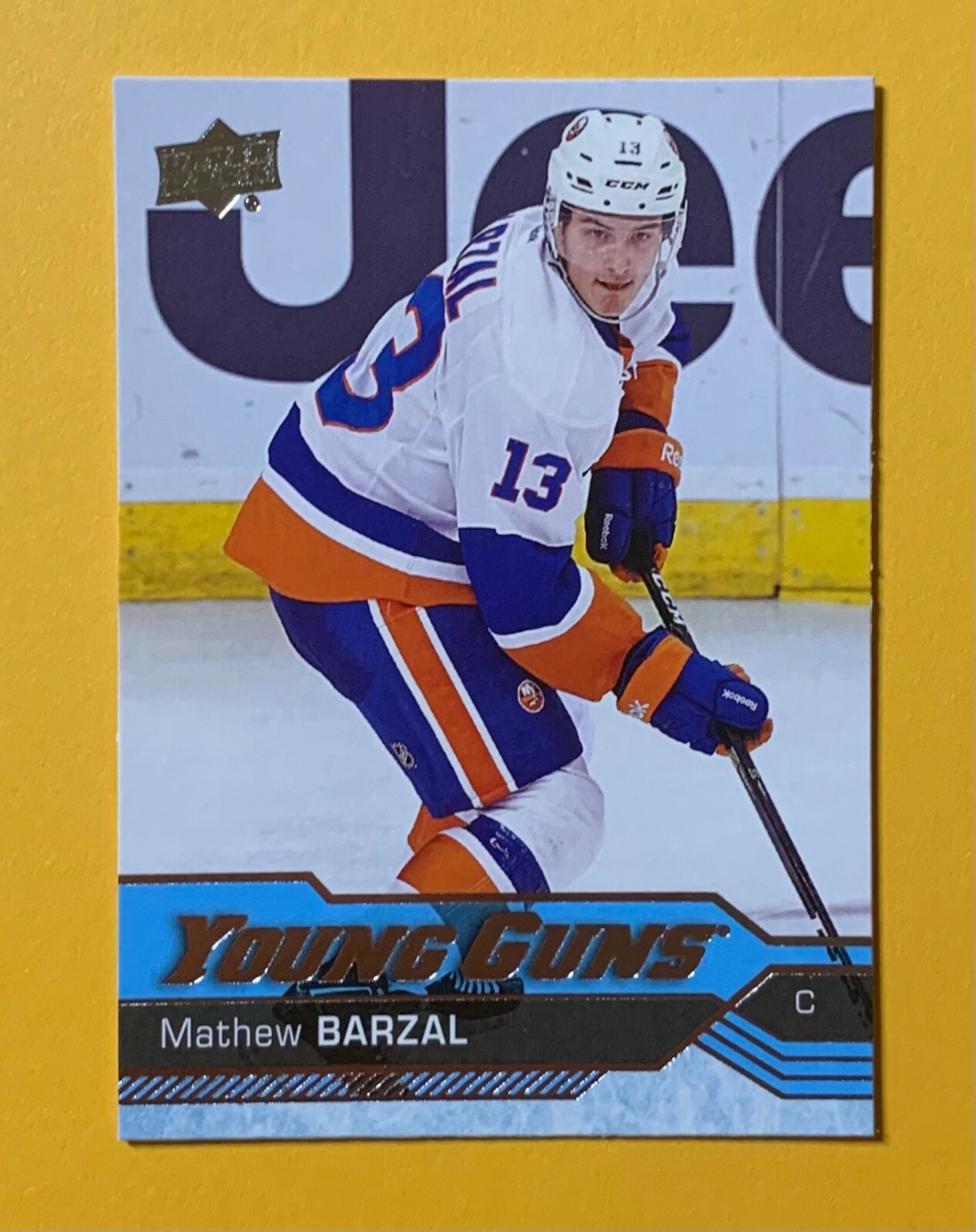 2016-17 UPPER DECK SERIES 2 MATHEW BARZAL YOUNG GUNS ROOKIE #458 ISLANDERS