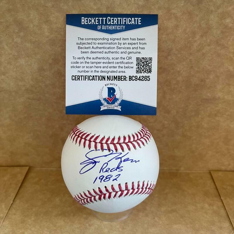 JIM KERN REDS 1982 SIGNED AUTOGRAPHED M.L BASEBALL BECKETT BC94265