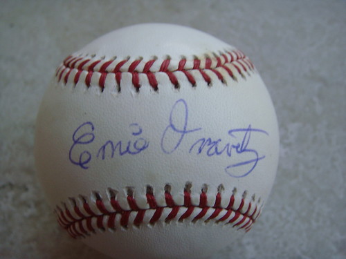 ERNIE ORAVETZ WASHINGTON SENATORS SIGNED OFFICIAL ML BALL W/COA