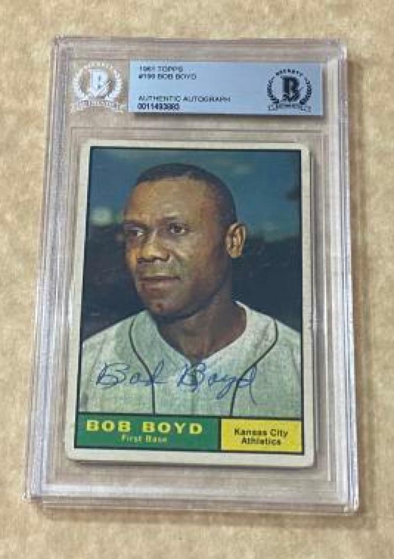 1961 TOPPS BOB BOYD #199 A’S SIGNED CARD BECKETT AUTHENTIC AUTO VINTAGE COLLECTIBLE MEMORABILIA