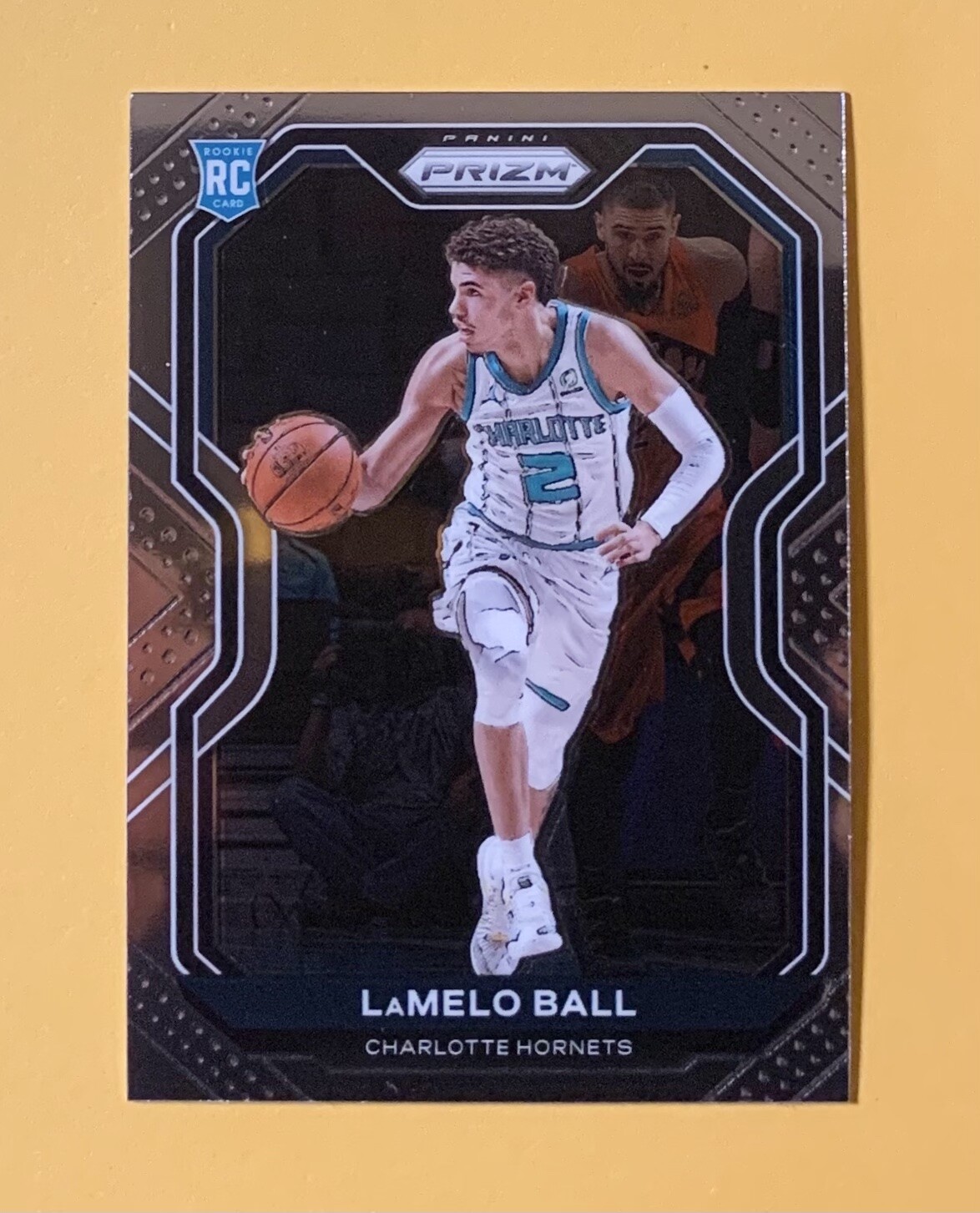 2021 PANINI PRIZM LAMELO BALL BASE ROOKIE CARD #278 HORNETS