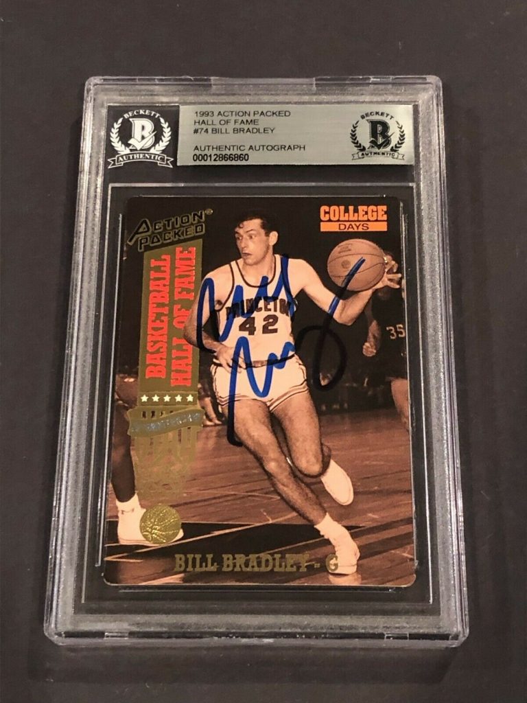 BILL BRADLEY SIGNED 1993 ACTION PACKED HALL OF FAME CARD #74 BECKETT (BAS) COLLECTIBLE MEMORABILIA