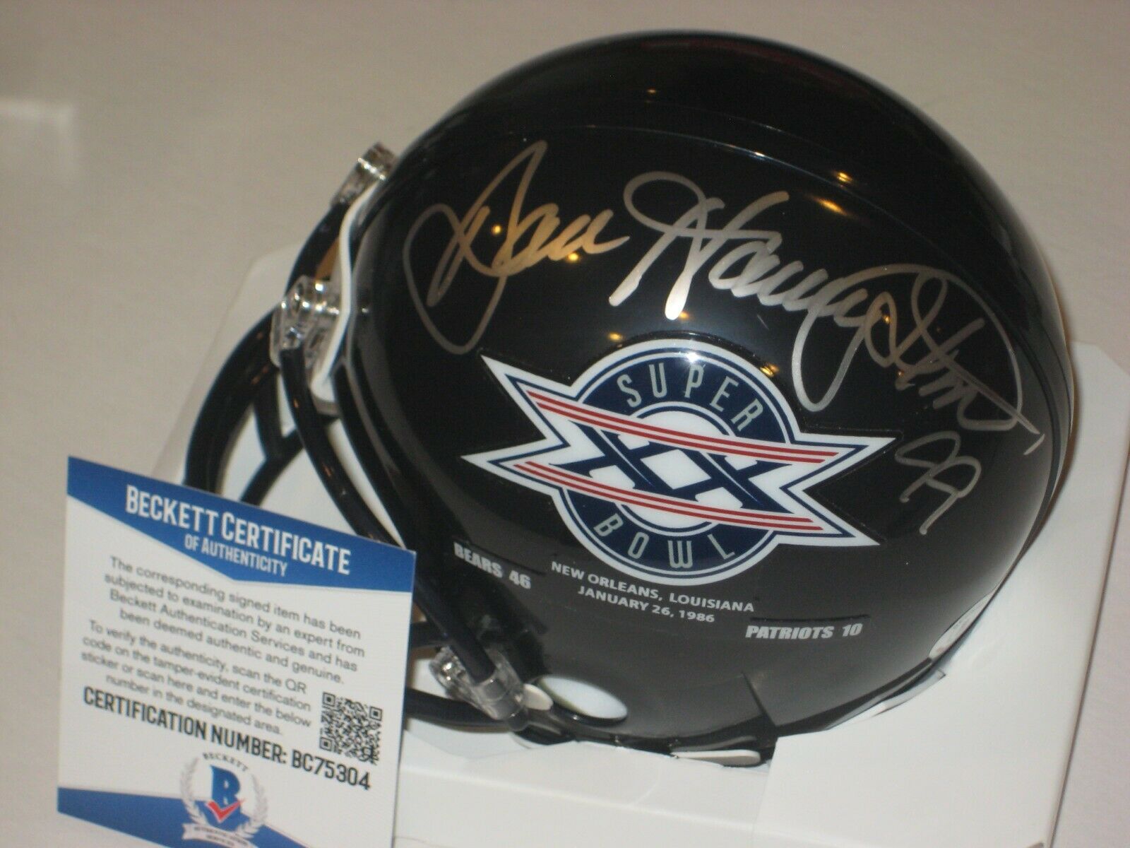 DAN HAMPTON (Bears) Signed SUPER BOWL XX Mini-helmet w/ Beckett