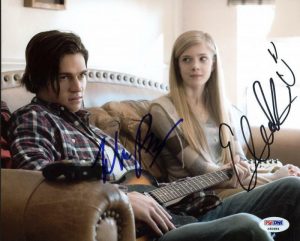 ELENA KAMPORIS & WILL PELTZ -MEN, WOMEN & CHILDREN SIGNED 8X10 PHOTO PSA #X60984 COLLECTIBLE MEMORABILIA