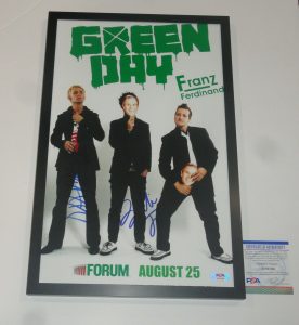 GREEN DAY SIGNED FRAMED 11X17 POSTER BILLIE JOE ARMSTRONG MIKE DIRNT 2X PSA COA COLLECTIBLE MEMORABILIA