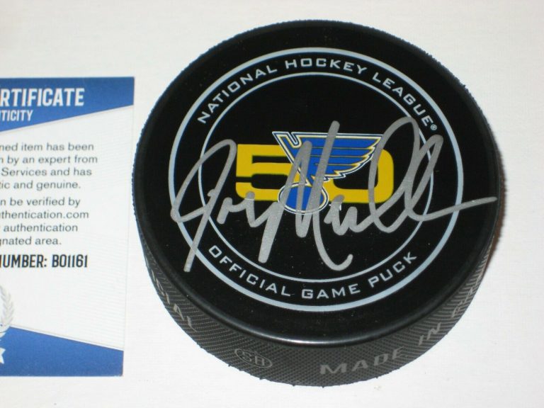 JOE MULLEN SIGNED BLUES 50TH ANNIVERSARY OFFICIAL GAME PUCK W/ BECKETT COA COLLECTIBLE MEMORABILIA