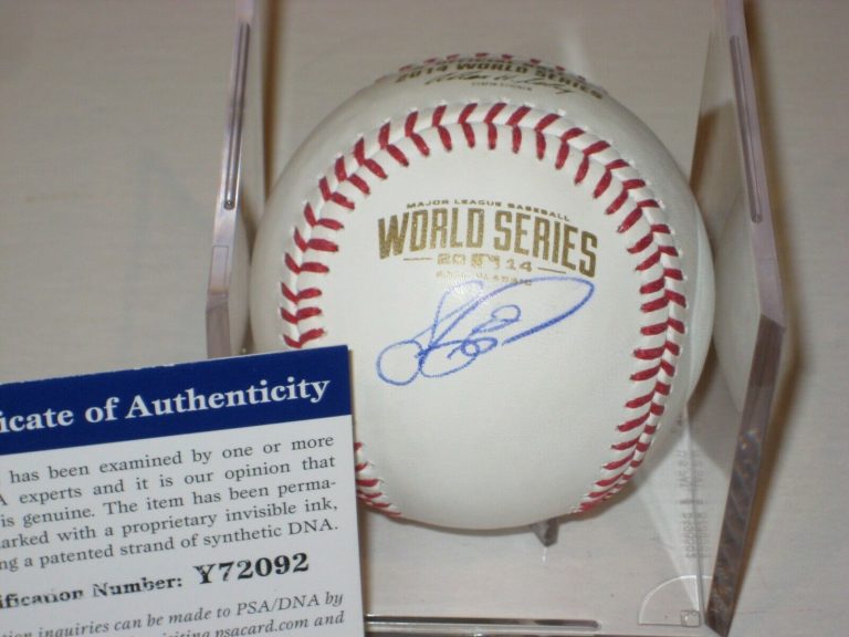 JUAN PEREZ (GIANTS) SIGNED OFFICIAL 2014 WORLD SERIES BASEBALL W/ PSA COA COLLECTIBLE MEMORABILIA