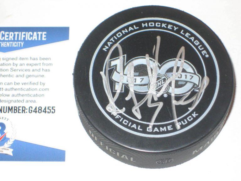 RAY BOURQUE SIGNED NHL 100TH ANNIVERSARY OFFICIAL GAME PUCK W/ BECKETT COA COLLECTIBLE MEMORABILIA