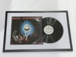 ROGER WATERS SIGNED FRAMED PINK FLOYD “THE MAN AND THE JOURNEY” ALBUM JSA LOA COLLECTIBLE MEMORABILIA