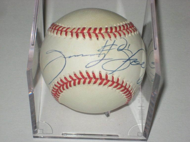 SAMMY SOSA (CUBS) SIGNED OFFICIAL NL BASEBALL W/ JSA AUTHENTICATED & 66 HR INSCR COLLECTIBLE MEMORABILIA