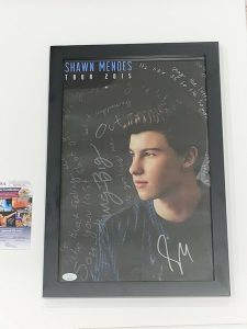 SHAWN MENDES SIGNED FRAMED 11X17 2015 TOUR POSTER VERY RARE JSA COA COLLECTIBLE MEMORABILIA