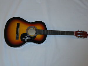 TYLER FARR SIGNED FULL-SIZE SUNBURST ACOUSTIC GUITAR COUNTRY SUPERSTAR COLLECTIBLE MEMORABILIA