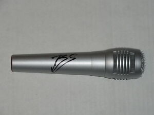 TYLER FARR SIGNED MICROPHONE COUNTRY SUPERSTAR REDNECK CRAZY COLLECTIBLE MEMORABILIA