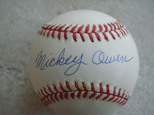 MICKEY OWEN ST. LOUIS CARDINALS SIGNED OFFICIAL ML BALL W/COA