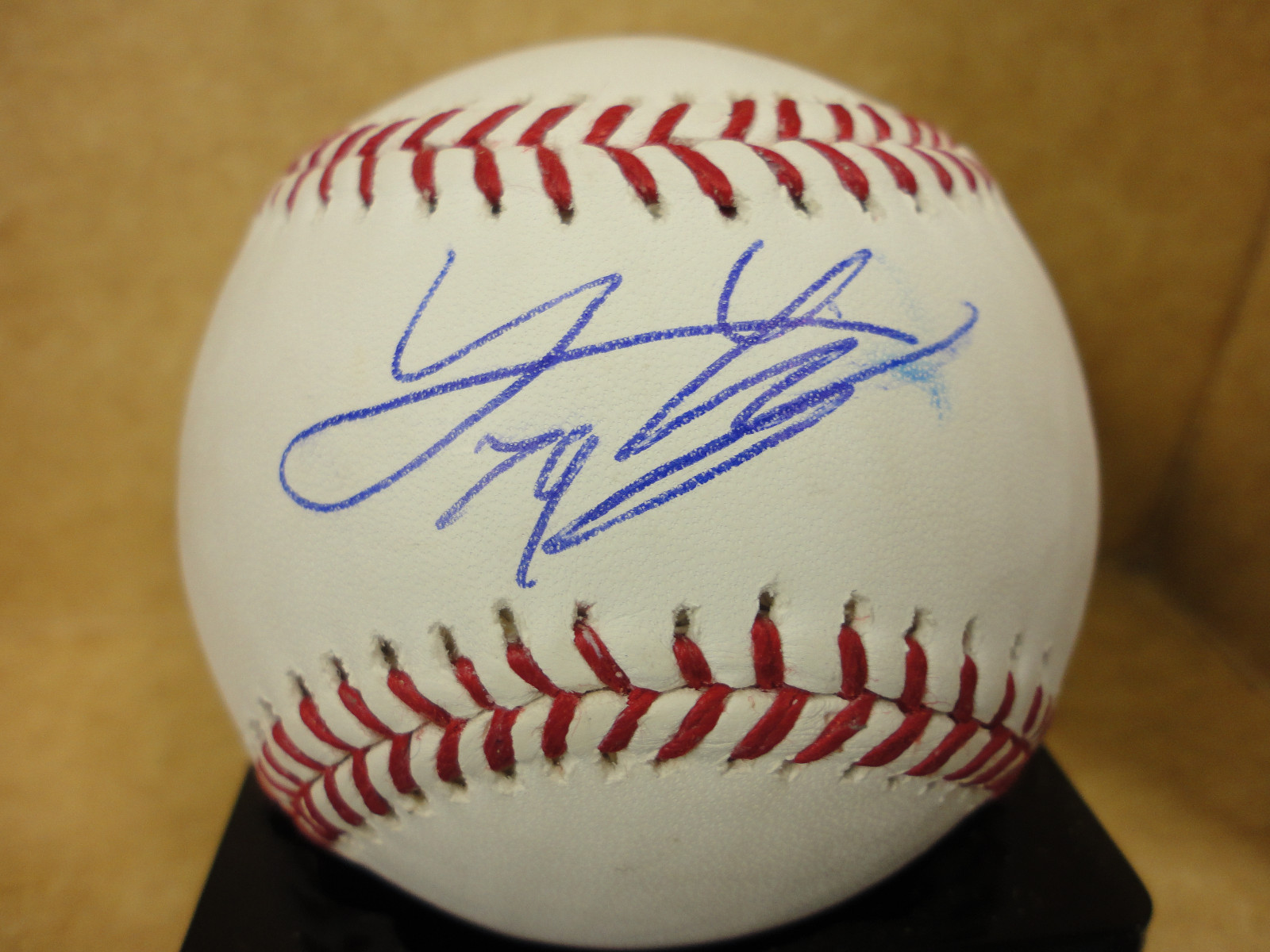 TAYLOR LINDSEY CHICAGO WHITE SOX SIGNED AUTOGRAPH MAJOR LEAGUE BASEBALL W/COA